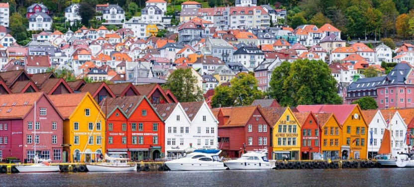Bergen: Guided City Walk, Osterøy Island & Fjord Experience