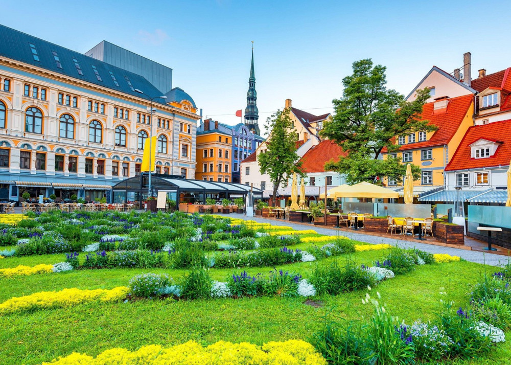 Deluxe Riga Shore Excursion: The Baltic's Most Beautiful Secret