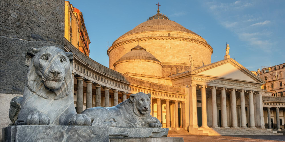 Naples Highlights: Private Walking Tour Experience