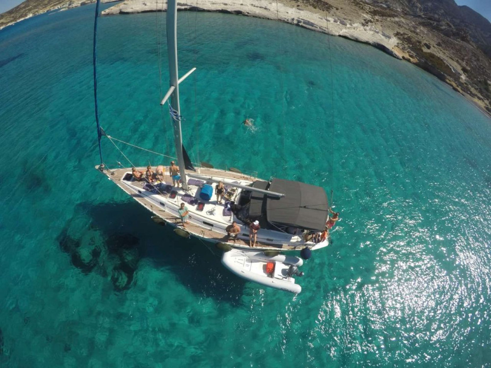 Private Adamas - West Milos - Kleftiko | Half Day Morning Cruise