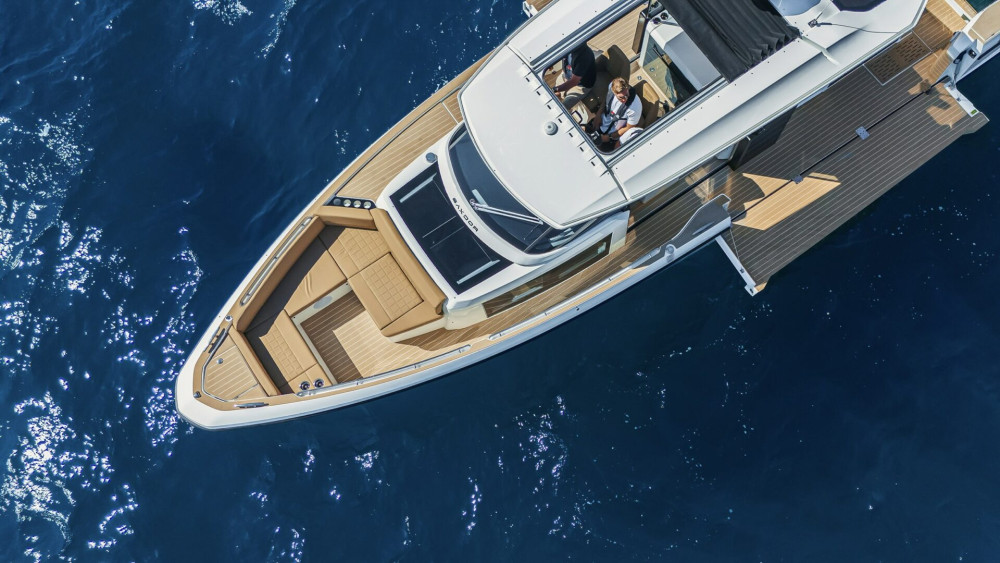 Liven Up Monaco Yacht Charter