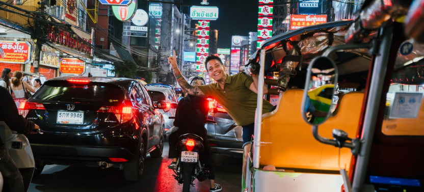 Bangkok: Street Food and Night Lights by Tuk Tuk