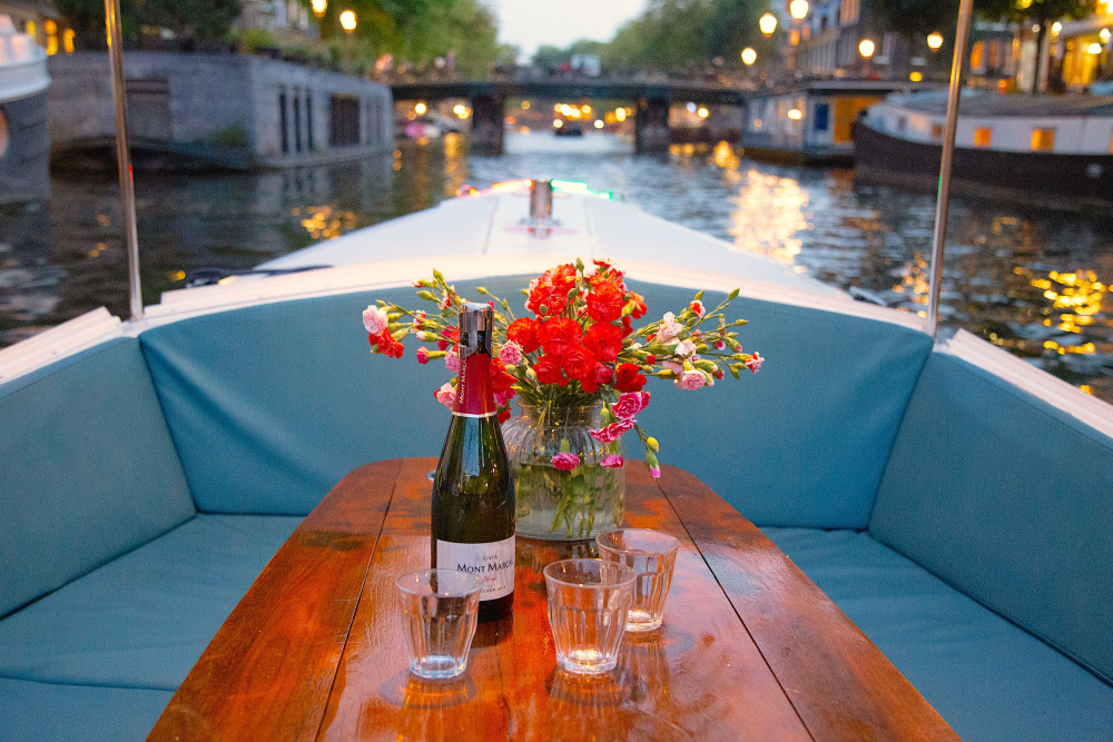 Private 1-Hour Amsterdam Canal Cruise