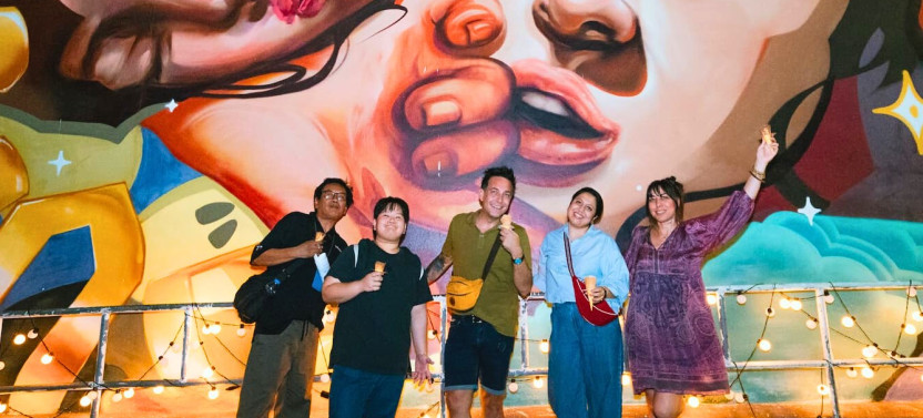 Bangkok: Street Food and Night Lights by Tuk Tuk Private Tour