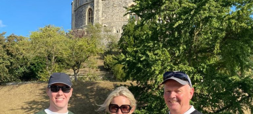 Private Windsor Town Tour with Skip-the-Line Windsor Castle Tickets