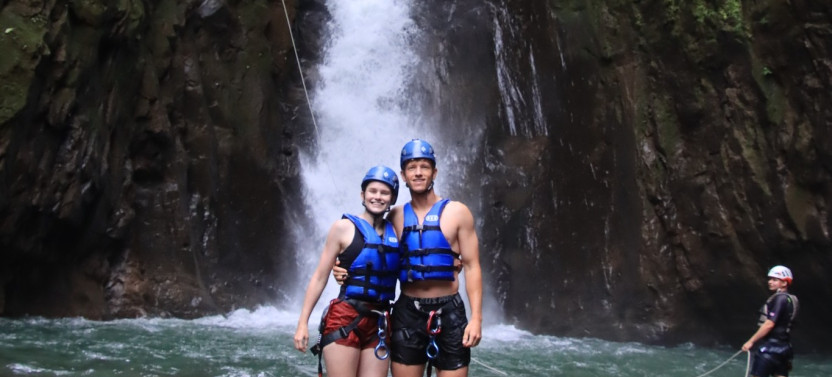 Rainforest Falls, Volcano Hike, Ecotermales and Dinner