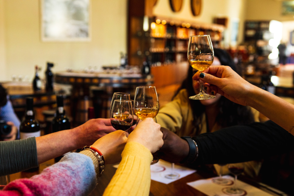 A Morning in Porto Food & Port Wine Tour