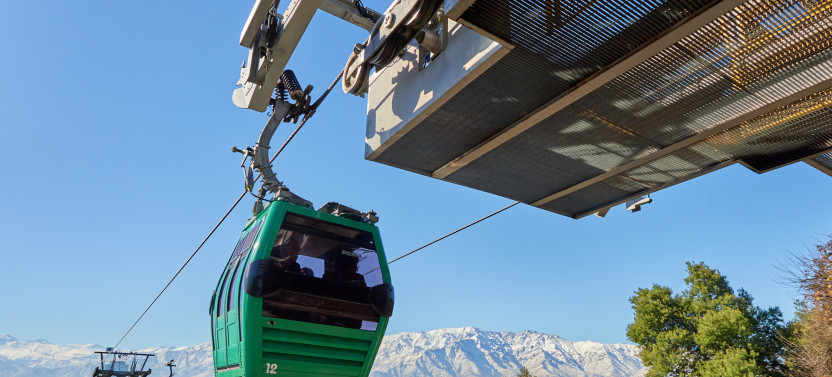 2 Days Santiago Hop-On Hop-Off Bus with Santa Carolina Winery