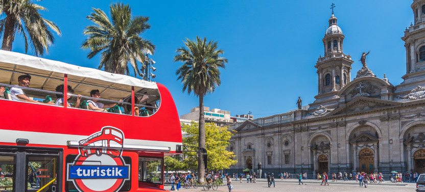 2 Days Santiago Hop-On Hop-Off Bus with Santa Carolina Winery