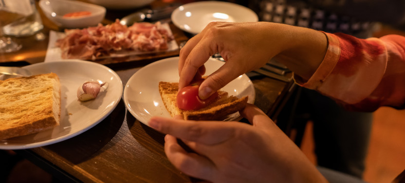 Poble-Sec Evening Tapas Small Group Tour, photo 5 of 20