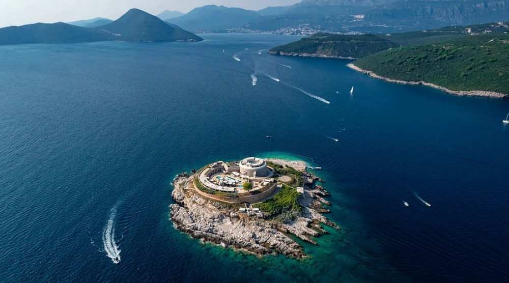 MontenegroGlobe