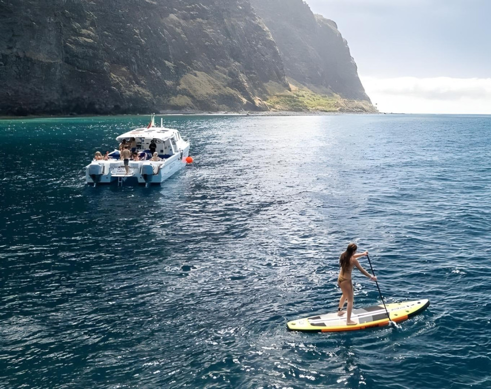 From Funchal: Shared Cruise to Cabo Girão with Snacks & Open Bar