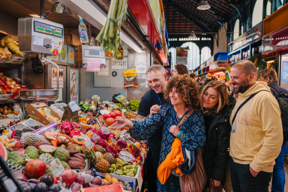 Malaga Food Tour with Tapas & Drinks with a Local