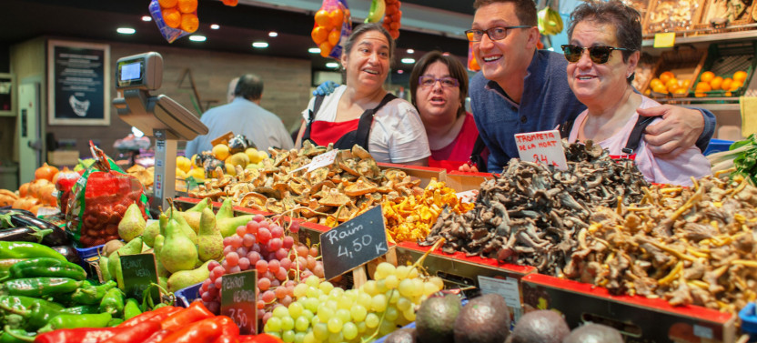 Barcelona Boqueria Market Tour & Paella Cooking Class with Sangria, photo 2 of 9