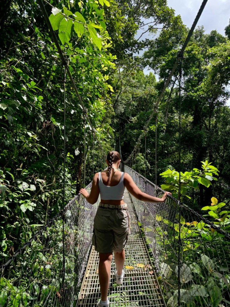 Hanging Bridges Guided Tour