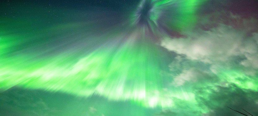 Evening Aurora Viewing Experience at a Remote Yukon Lodge