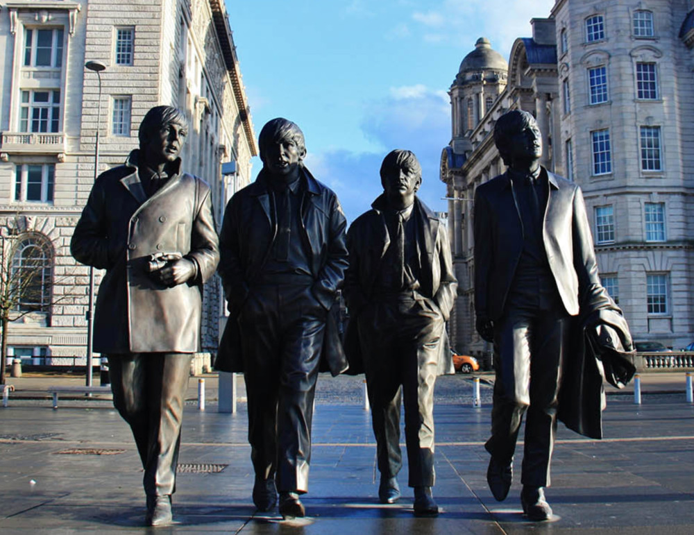 Private Half-Day Liverpool Highlights with Beatles & Football Stops