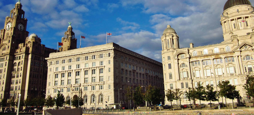 Private Half-Day Liverpool Highlights with Beatles & Football Stops