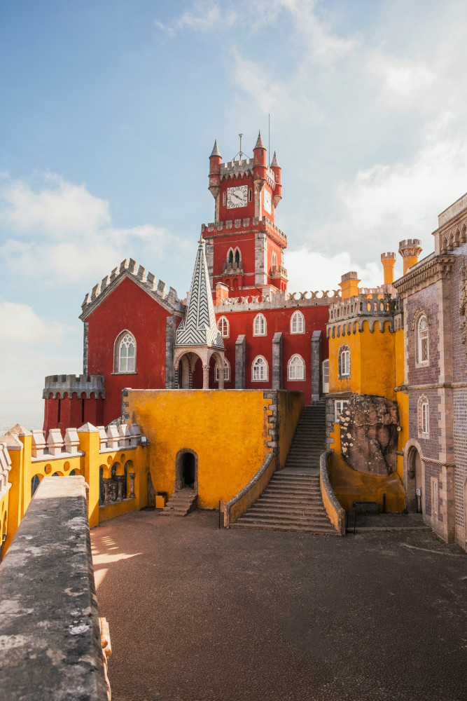 Sintra Half-Day Small Group Tour with Pena Palace Tickets Included