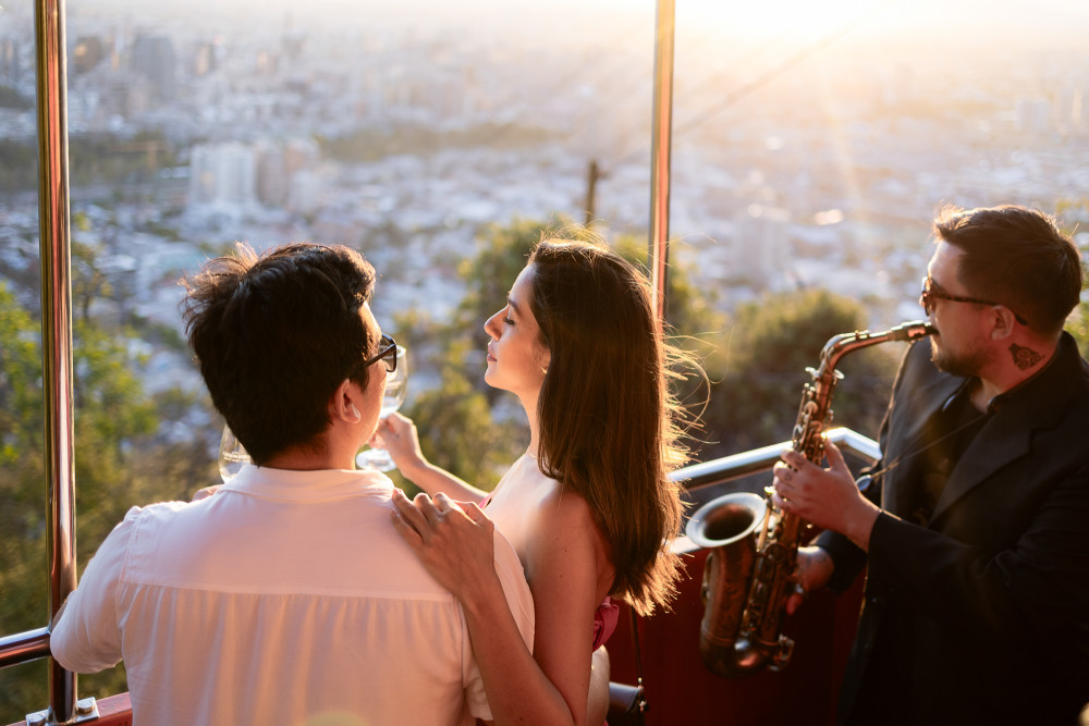 Sunset Funicular Experience With Wine, DJ Music & Cueca in Santiago