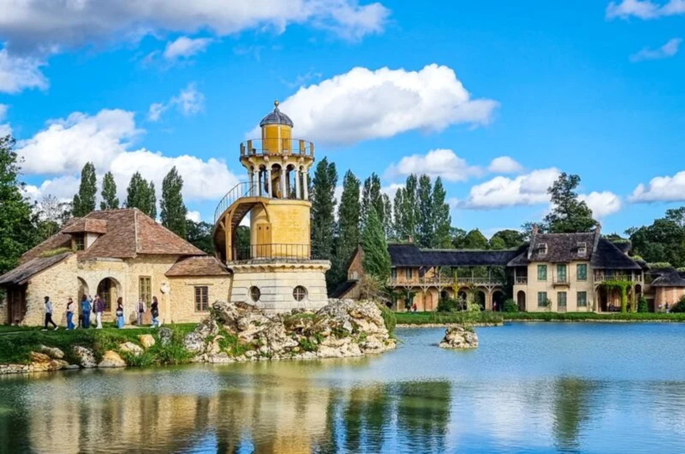 Private Versailles in a Day Tour: Palace, Gardens & Trianon by Golf Cart