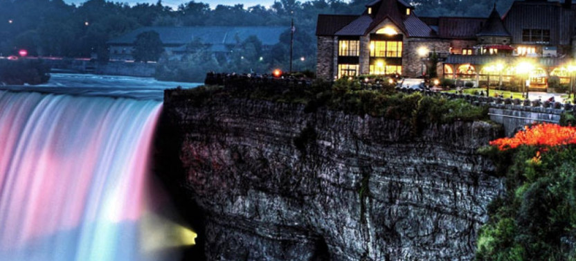 Niagara Falls Night Tour with Journey Behind Falls & Fireworks
