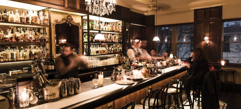 Dinner, Tales & Cocktails – Private Night Tour