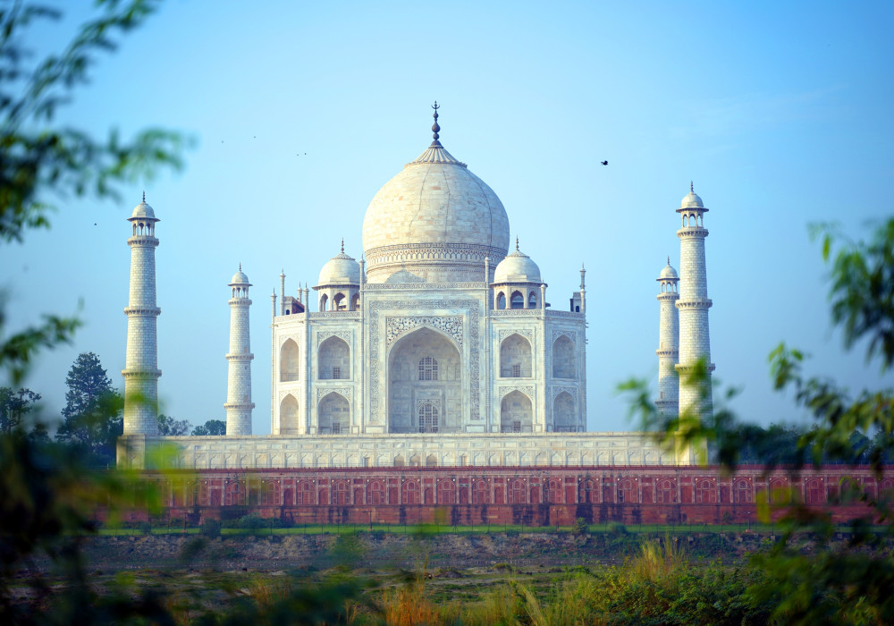 Private Same Day Taj Mahal & Agra Fort Tour from Mumbai