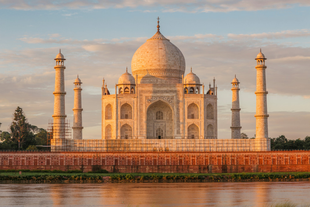 From Delhi : Taj Mahal Sunrise Tour
