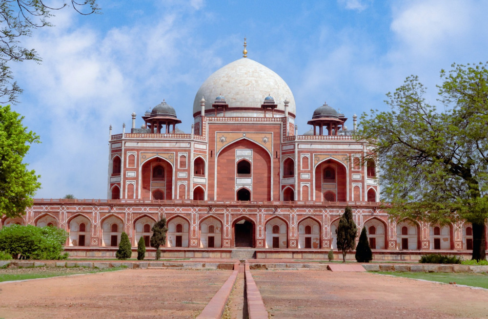 Private Old Delhi Heritage Walking Tour with Street Food and Rickshaw Ride
