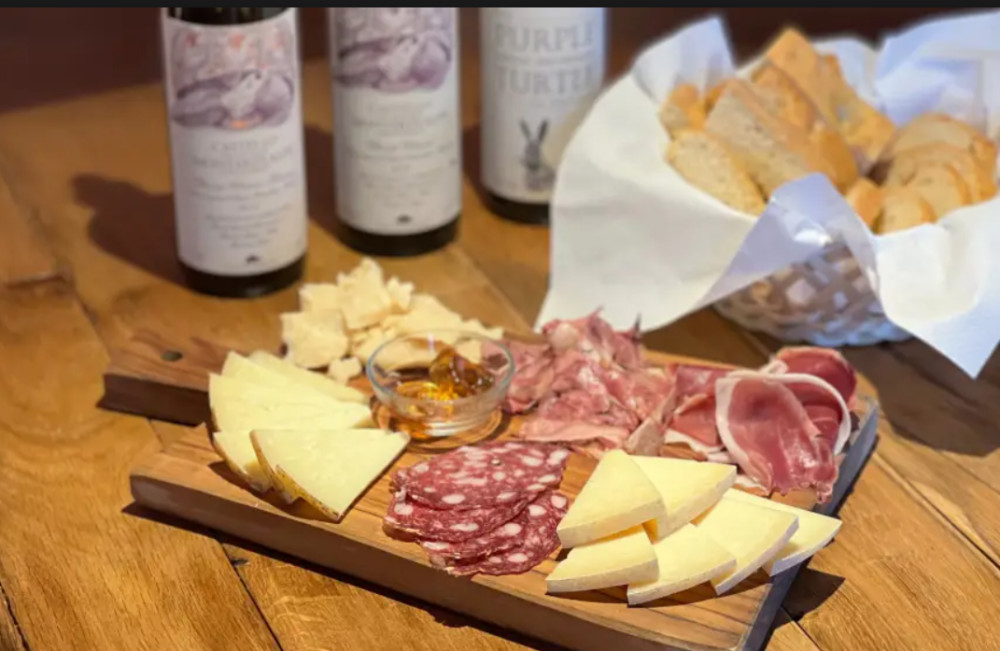 Heritage Cellar Tour With Organic Chianti Tasting, Cheese & Charcuterie