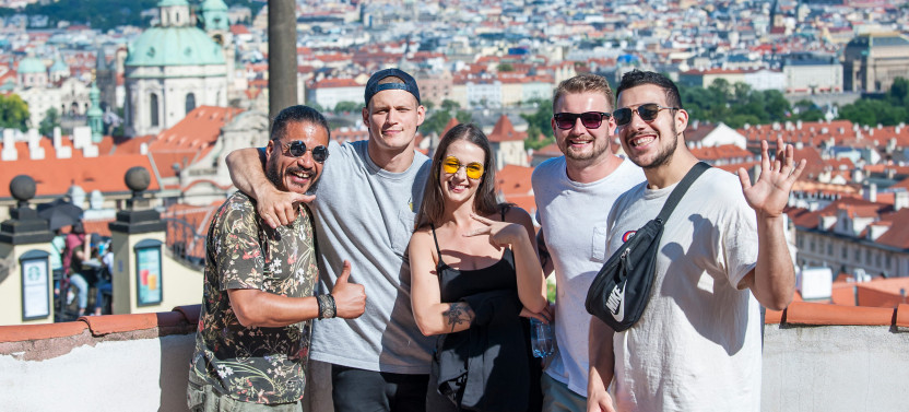 One Prague Tour: The Castle Side with Local Food & Beer