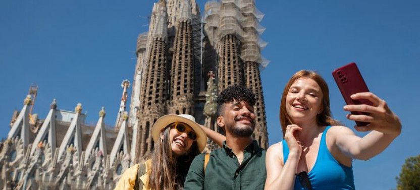Full Day Private Tour to Barcelona, photo 3 of 5