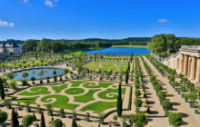 Paris in person3