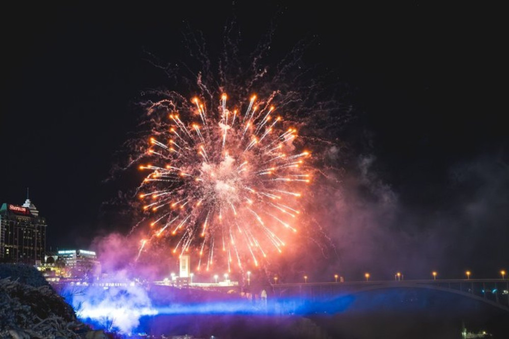 Niagara Falls USA Night Tour with Fireworks
