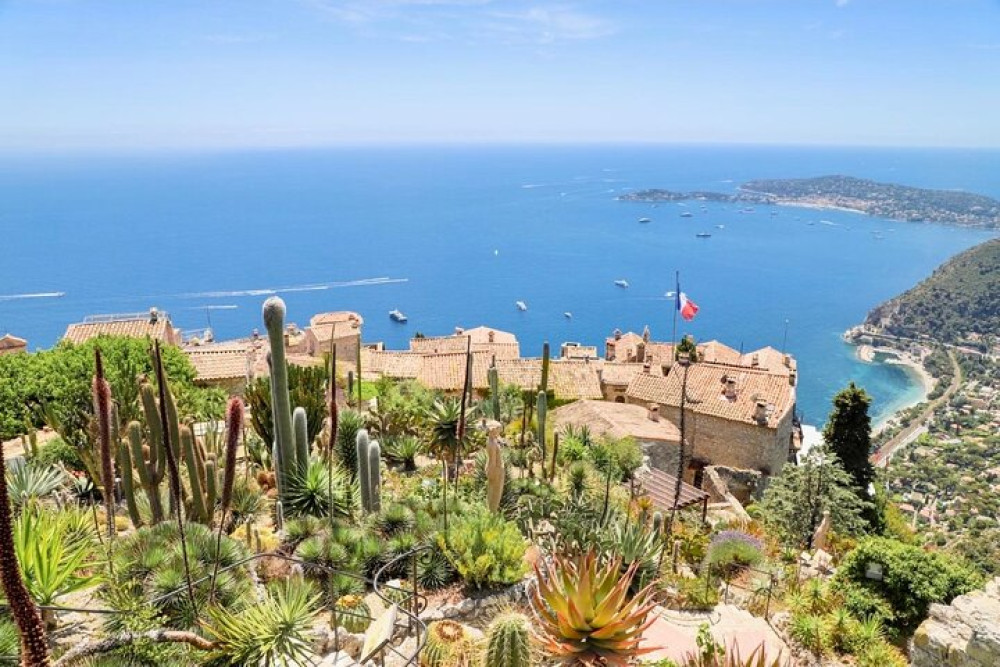 Small Group Half-Day Monaco, Monte Carlo & Èze Tour from Nice