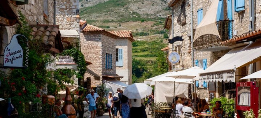 Private Medieval Art Villages Tour of Èze, Saint-Paul-de-Vence and Mougins