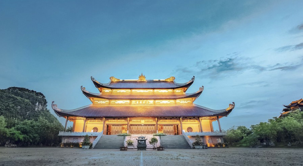 6-Day Mindful Buddhist Retreat & Inner Peace Journey at Bai Dinh Pagoda