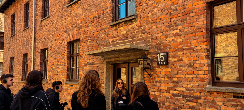 Krakow Ghetto & Auschwitz-Birkenau Full-Day Guided Journey