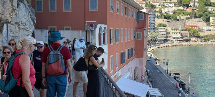 Full-Day Best of the French Riviera Minivan Tour from Nice