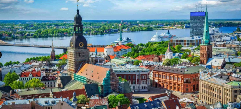 Hop-On Hop-Off Riga 24-Hr Ticket