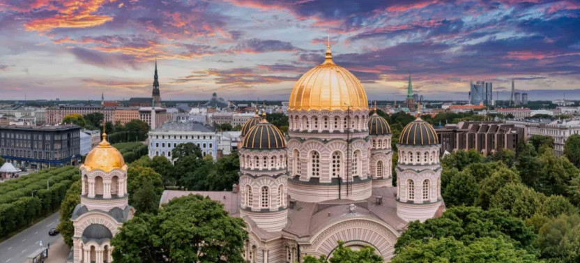 Hop-On Hop-Off Riga 24-Hr Ticket