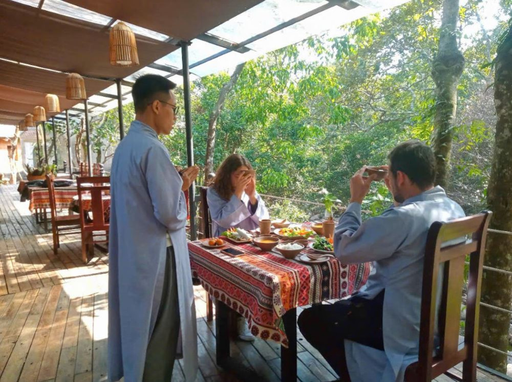 2-Day Zen Buddhist Meditation & Spiritual Retreat in Yen Tu