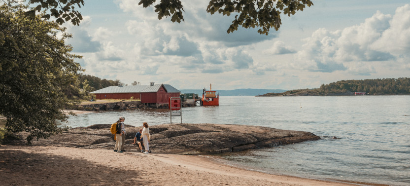 Island Hopping in the Oslofjord Tour to Hovedøya & Nakholmen