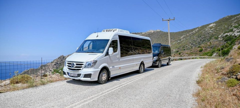 Private Luxury Mercedes Mini Bus Rental with a Driver: 4 Hours