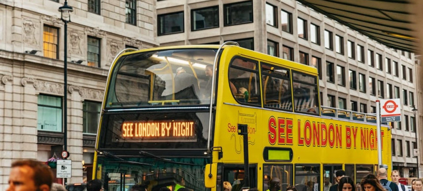 London: Night Bus Tour and 1-Day River Hop-On Hop-Off Pass