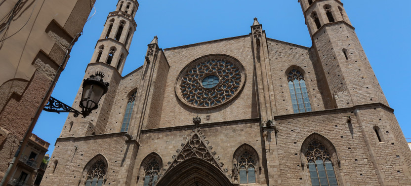 Barcelona Gothic Quarter & El Born Tour with Santa Maria del Mar Entry, photo 2 of 11