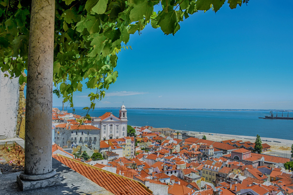 Living Tours - Lisbon