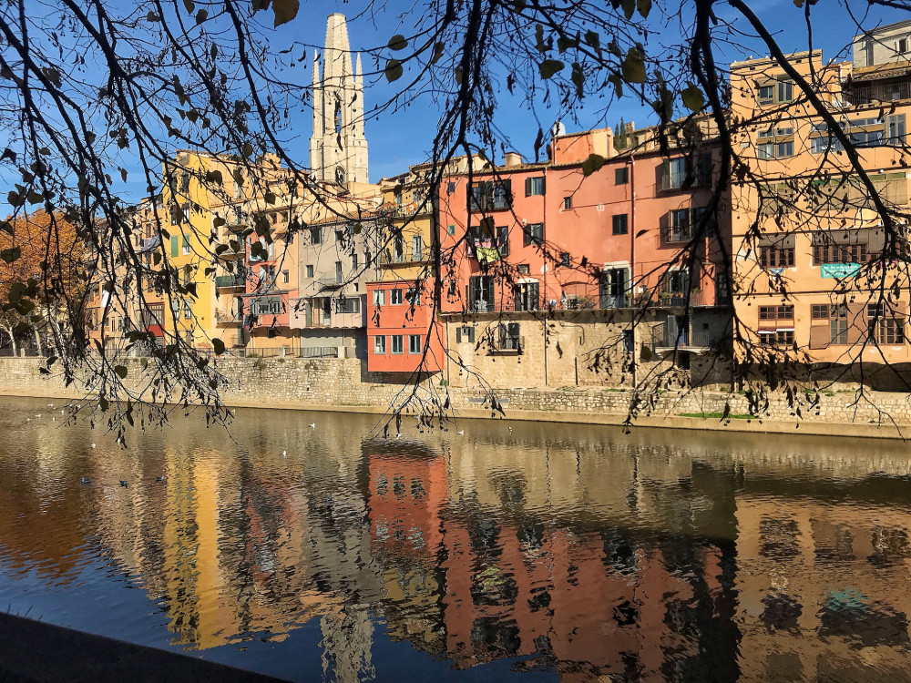 Girona & Dali Museum Private Day Trip from Barcelona with Hotel Pick-up