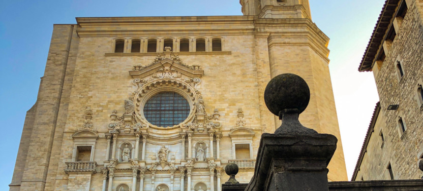 Girona & Dali Museum Private Day Trip from Barcelona with Hotel Pick-up, photo 4 of 6